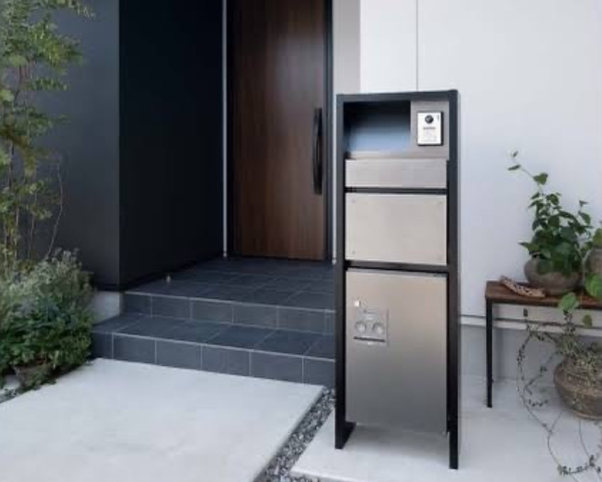宅配ボックス付きアーキフレーム施工_毛受建材四季辺