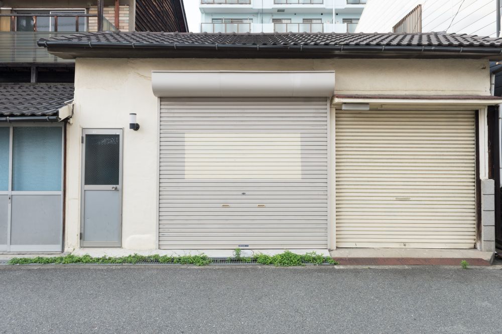 ガレージ_毛受四季辺